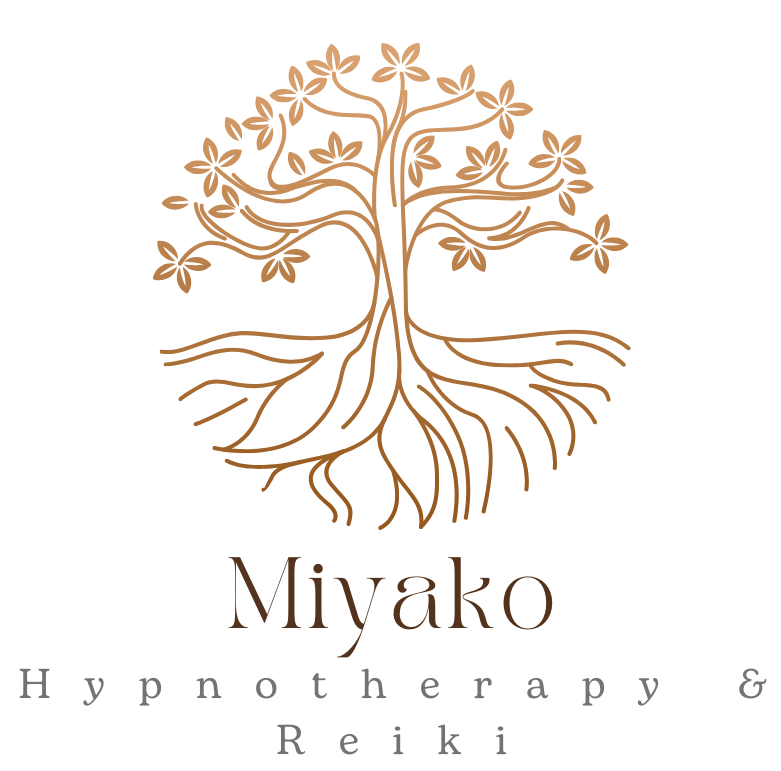 Hypnotherapist Miyako Nagai ／ヒプノセラピスト　永井美弥子ロゴ